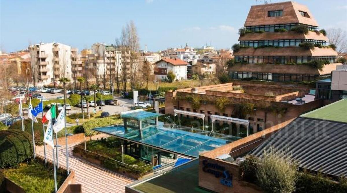 Notai, avvocati e commercialisti si incontrano a Rimini per parlare della crisi aziendale - 