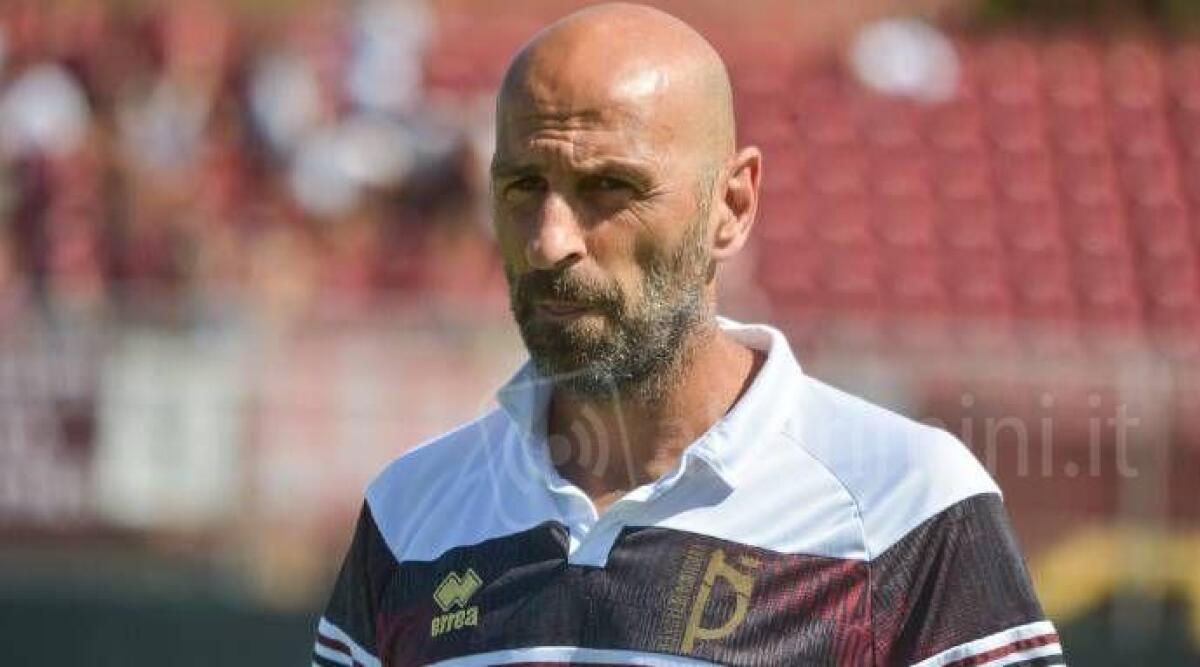 Calcio C, Pontedera: esonerato l'allenatore Pasquale Catalano - 