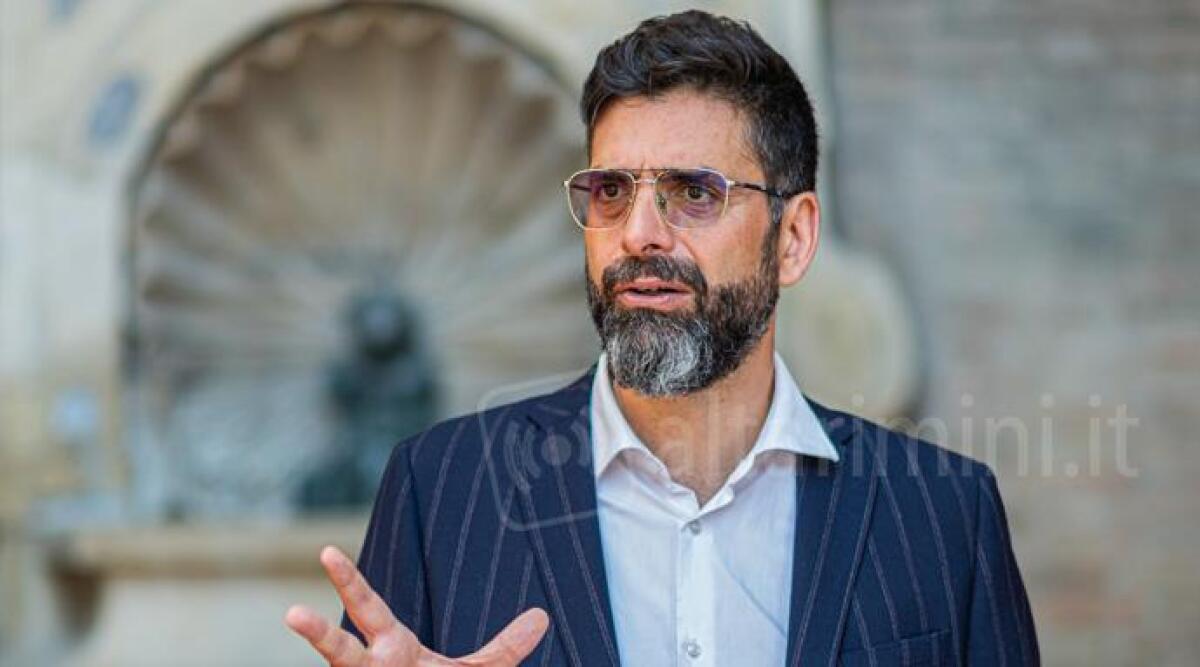 Rimini, al via il piano di inclusione sociale e contrasto all'isolamento: la Giunta approva - L'assessore Kristian Gianfreda