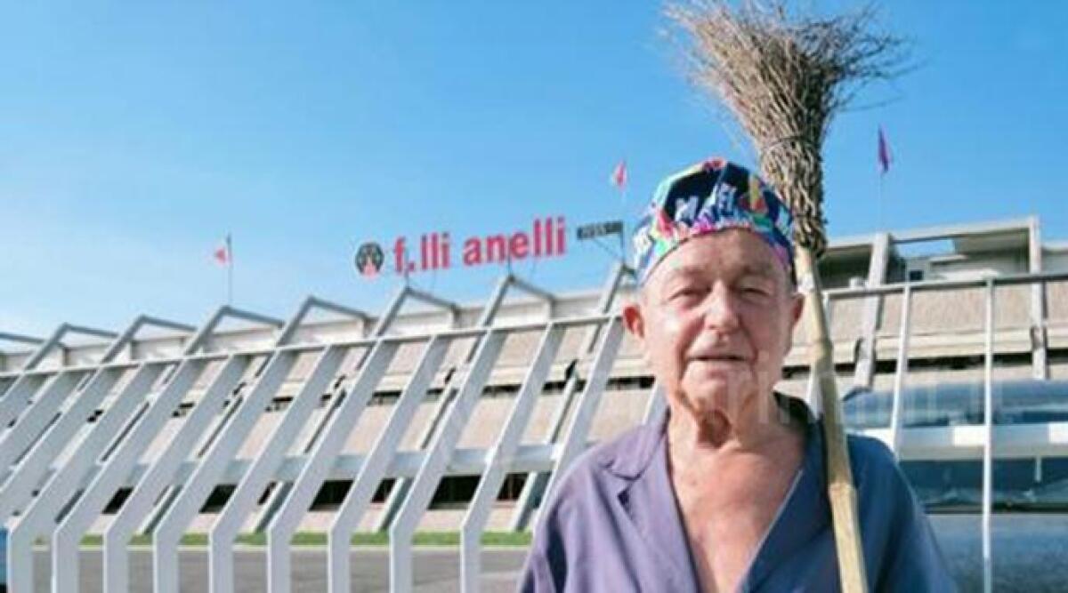 Alvaro Anelli, il gesto di civilt&agrave;: ogni giorno pulisce il marciapiede pubblico sulla Marecchiese - 