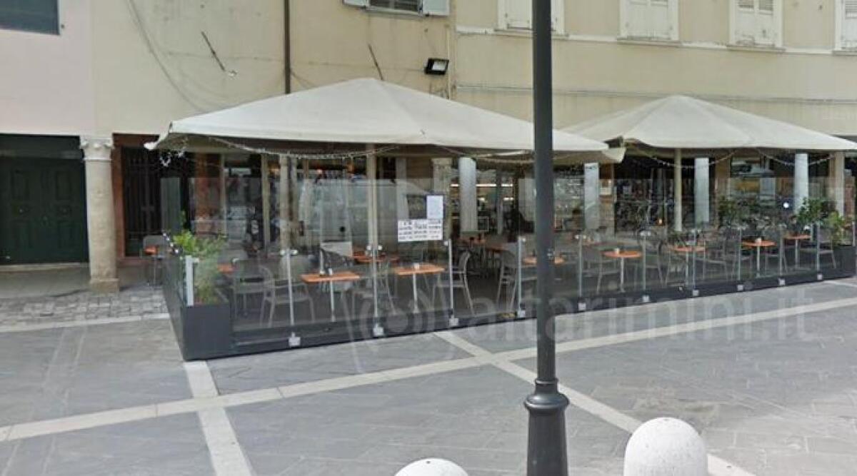 Chiuso per 3 giorni un locale del centro storico per occupazione abusiva di suolo pubblico - 