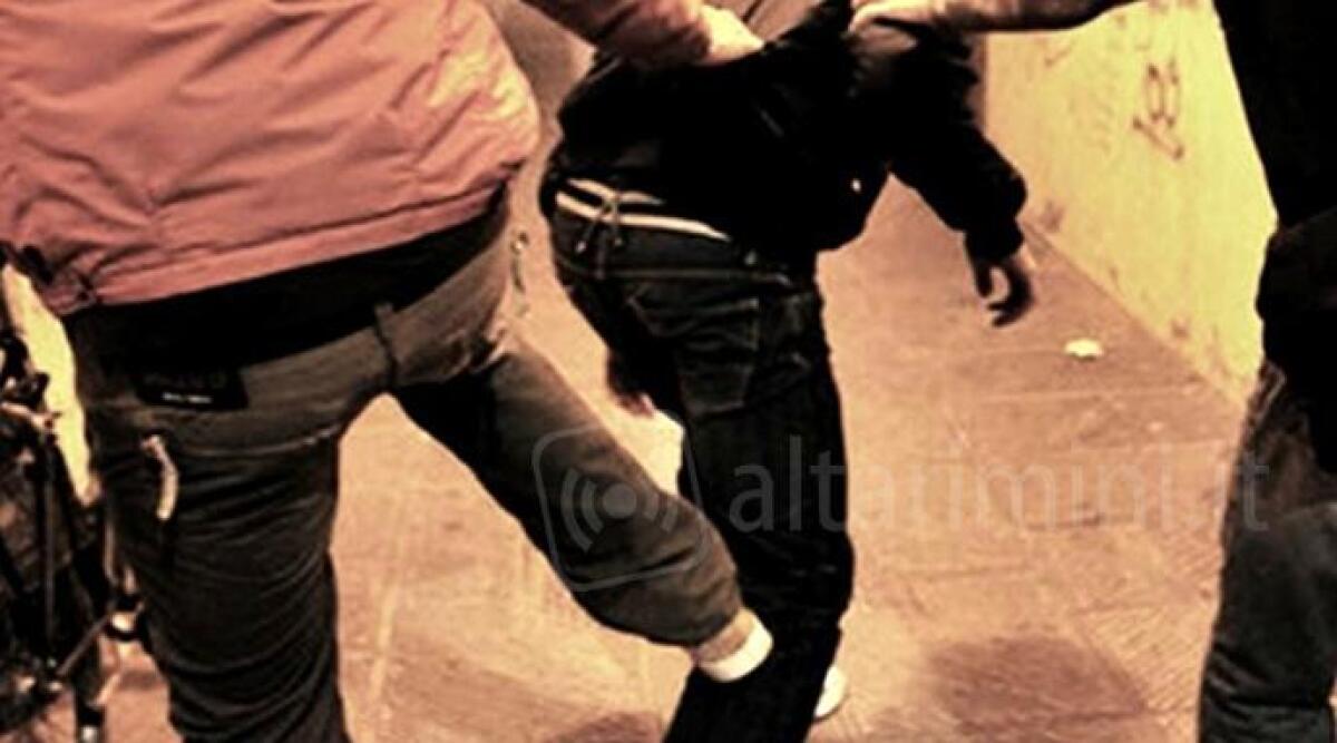 Risse in centro a Rimini, interviene il Sap 'un grande problema culturale ed educativo' - 