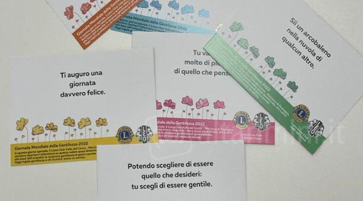 Morciano si sveglia gentile: una pioggia di cartoline ha invaso il centro del paese -