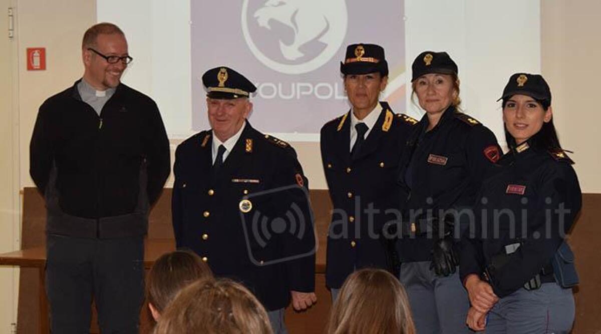 Bullismo, la Polizia incontra gli scout della Parrocchia di San Raffaele Arcangelo - 