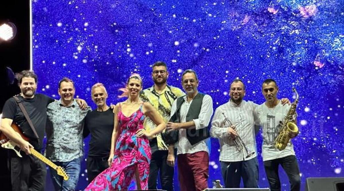 Due riminesi nella band che propone musica live in Qatar durante i mondiali di calcio - 