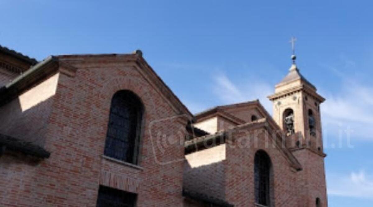 I fedeli si mobilitano per dire "no" alla chiusura del Convento dei frati - 