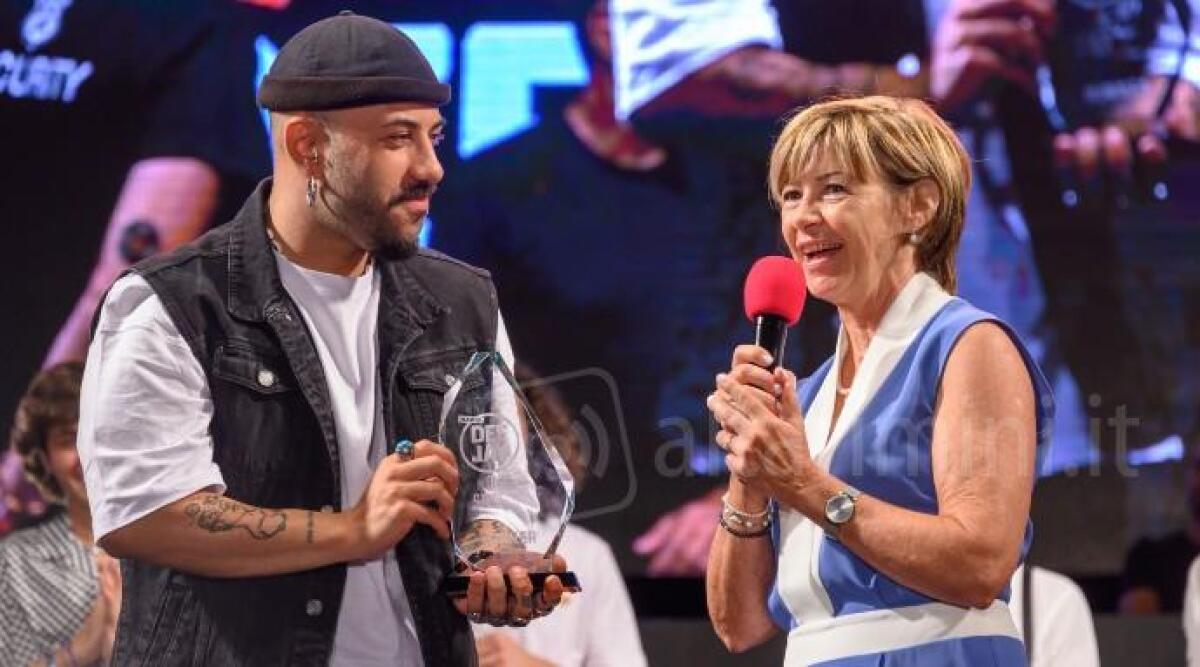 Fiat 131: dal palco di Riccione a quello di Sanremo Giovani - 