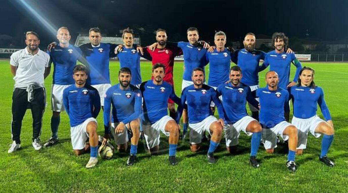 Calcio, Garden: la squadra di Terza vince: -4 dalla testa. Piccoli Amici ed Esordienti sugli scudi - 