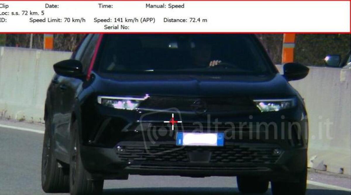 Sfreccia sulla Superstrada per San Marino ad oltre 140 Km orari: immortalato dal telelaser - 