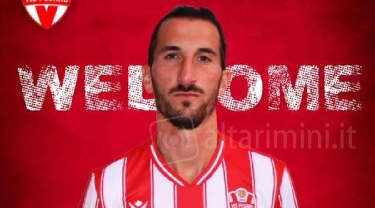 Calcio C, la Vis Pesaro tessera il centrocampista Mirko Valdifiori - 
