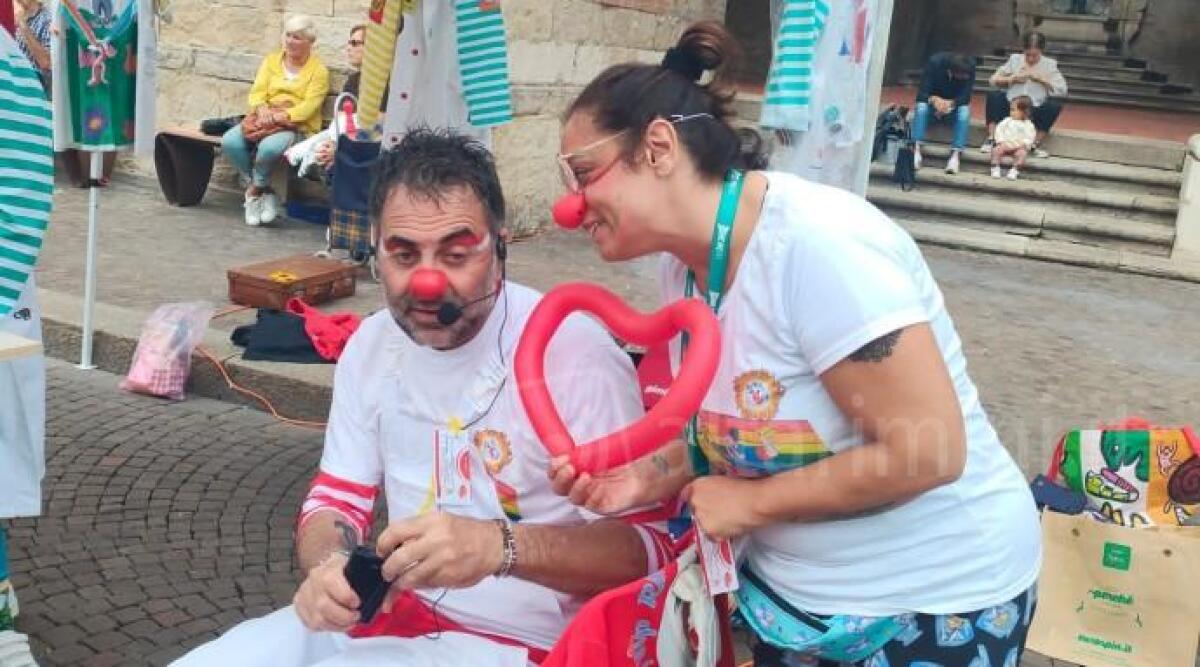 Portare il sorriso negli ospedali: Clown vip di Rimini cerca volontari - 