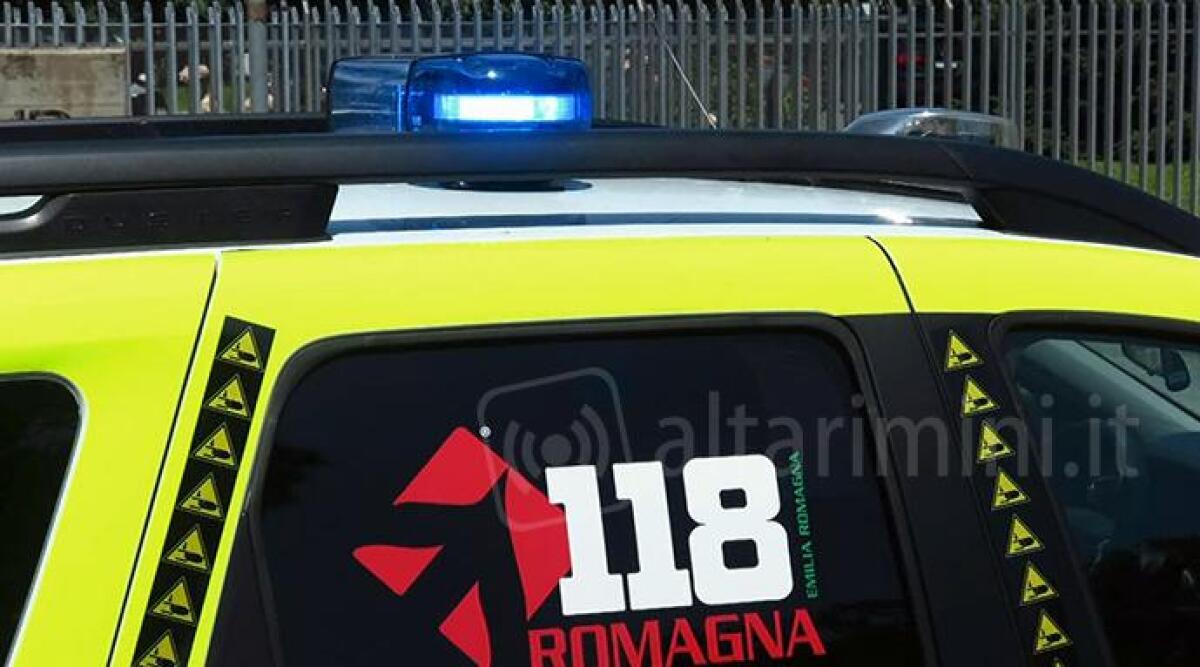 Taglio automediche in servizio a Rimini,  Asl &lsquo;migliorare efficacia del soccorso&rsquo; - Immagine di repertorio