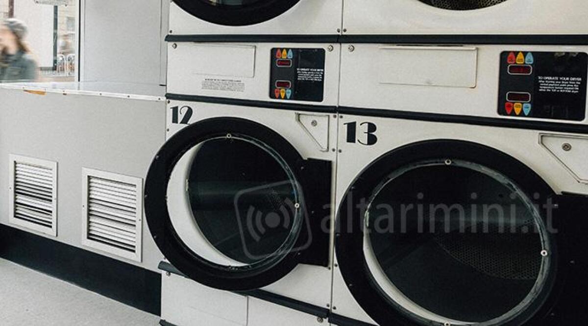 Scassinatore lavanderie nega le accuse: "Mi servivano i gettoni per lavare i panni" - 