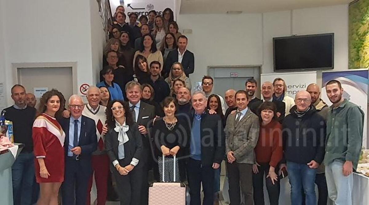 Monica De Vitis, la storica segretaria di Confcommercio Rimini va in pensione -