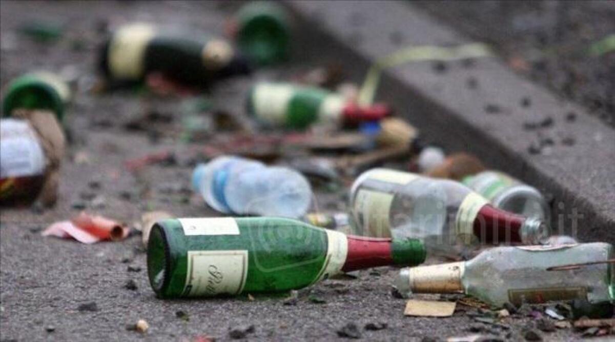 Cattolica: per capodanno stop fuochi d'artificio e bevande in bottiglie e bicchieri di vetro -