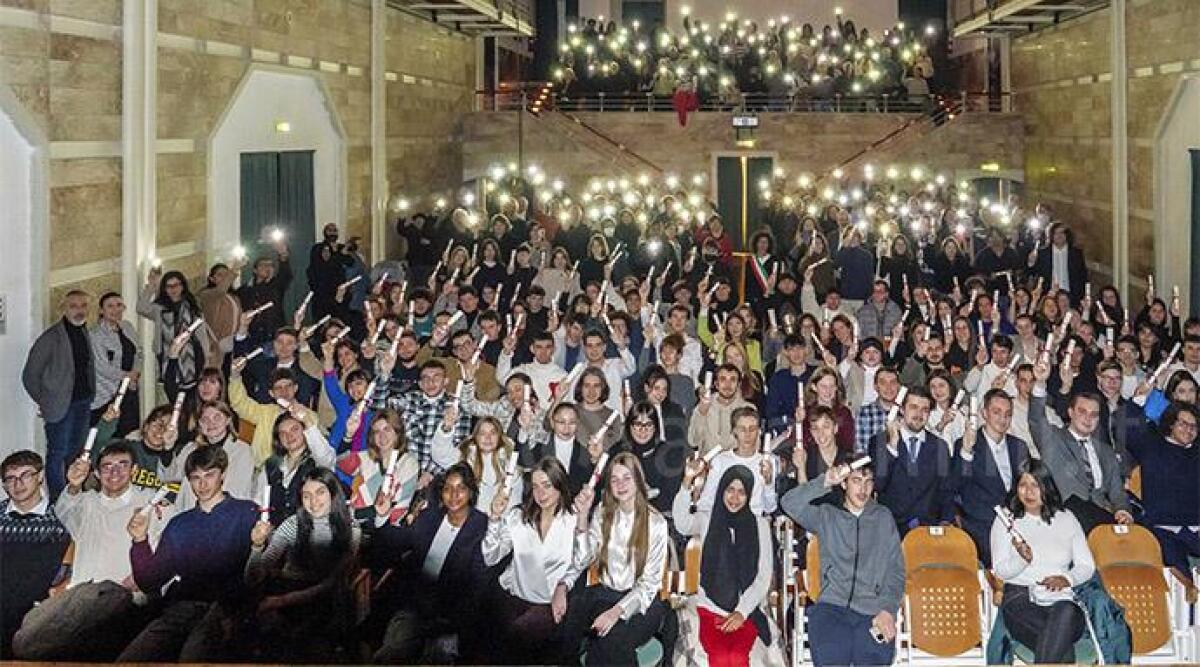 Rimini, ecco i nomi dei 220 studenti premiati alla 'Cerimonia dei traguardi' - 