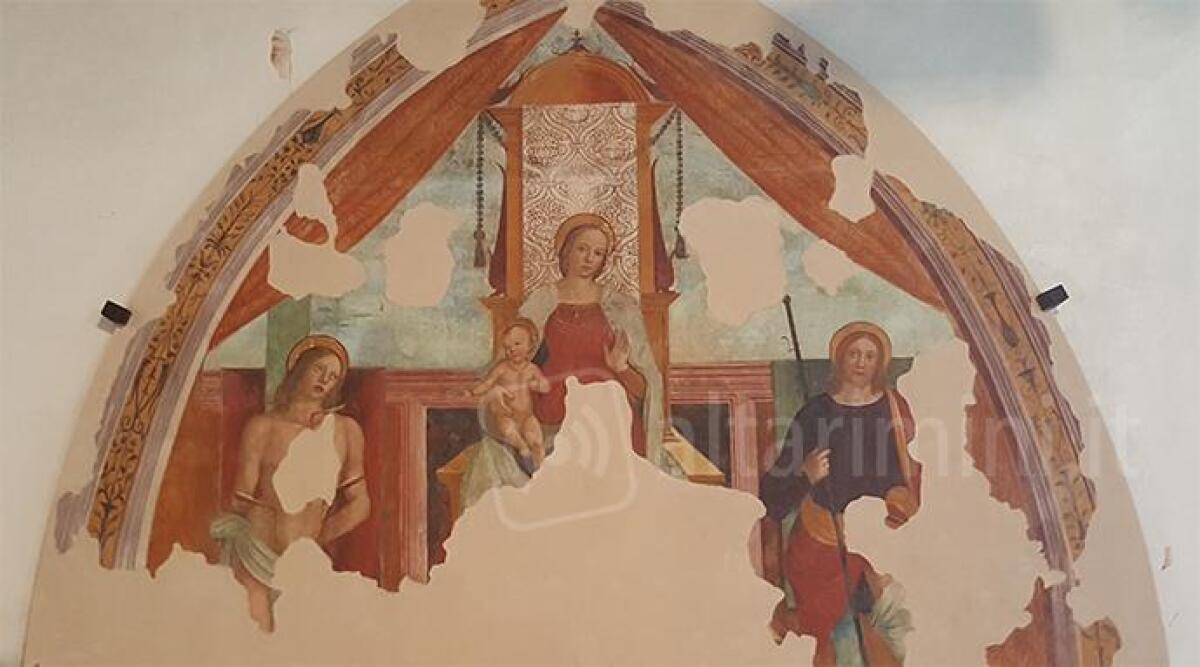 Completato restauro affresco del '500 a Montegridolfo - 