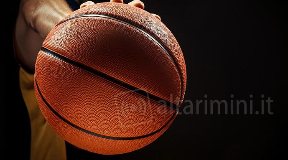 Sfida basket Rimini-Cento: chiuse al traffico le vie attorno al palazzetto - Immagine di repertorio