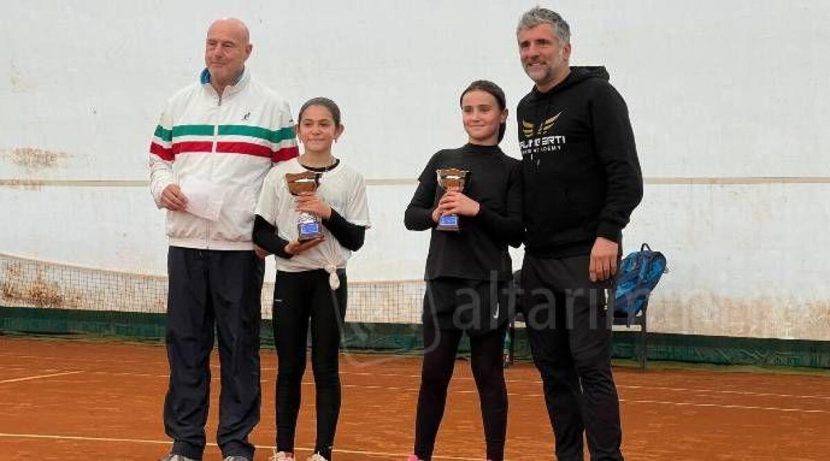 Tennis, i vincitori al Queen's Club Cattolica - Le premiazioni di Franchini e Campana