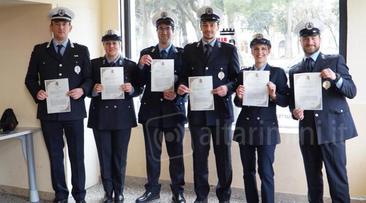 Rimini celebra la Polizia Locale, ecco gli agenti premiati - Alcuni degli agenti premiati