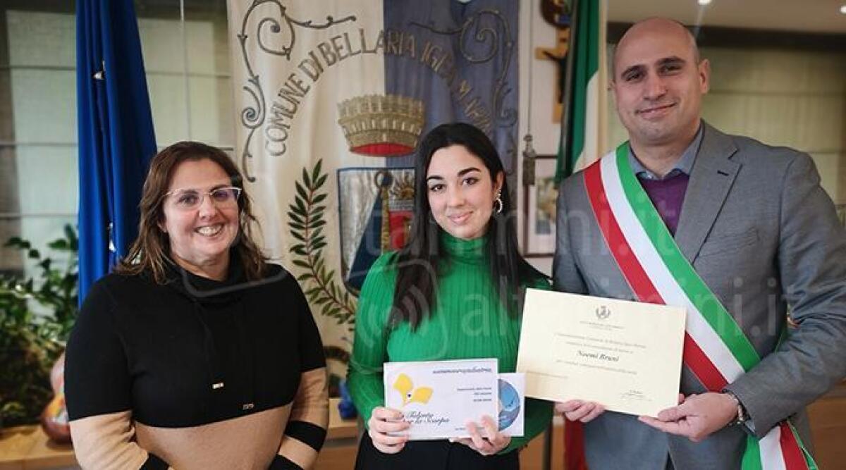 "Un talento per la scarpa", la linea presentata dalla giovanissima Noemi ottiene un ottimo risultato - Noemi Bruni incontra il Sindaco Filippo Giorgetti e l'Ass. Ceccarelli