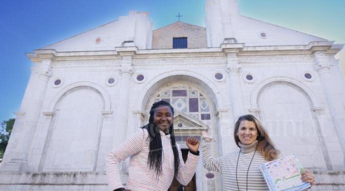 Conoscere Rimini praticando sport con Elen Souza, movimento e cultura a braccetto - Elen Souza e Francesca Del Bianco