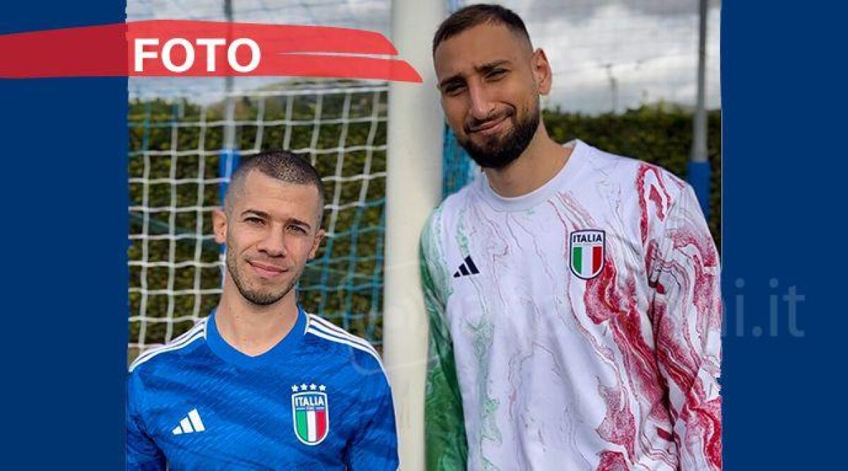 Calcio: nuove maglie Italia, c'&egrave; anche un riminese alla presentazione - Del Prete con 'Gigio' Donnarumma