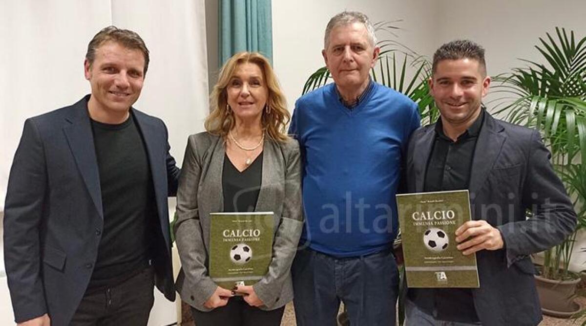 Una vita dedicata al pallone, ma sempre a Riccione. Il libro di Bacchini &egrave; un successo - da sn: Cesarini