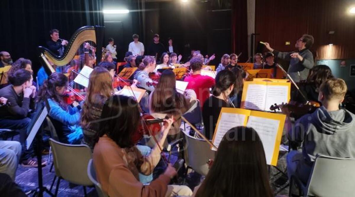 Bellaria e San Leo ospitano il primo gemellaggio del Campus nazionale dei Licei Musicali - Orchestra del campus nazionale dei Licei Musicali