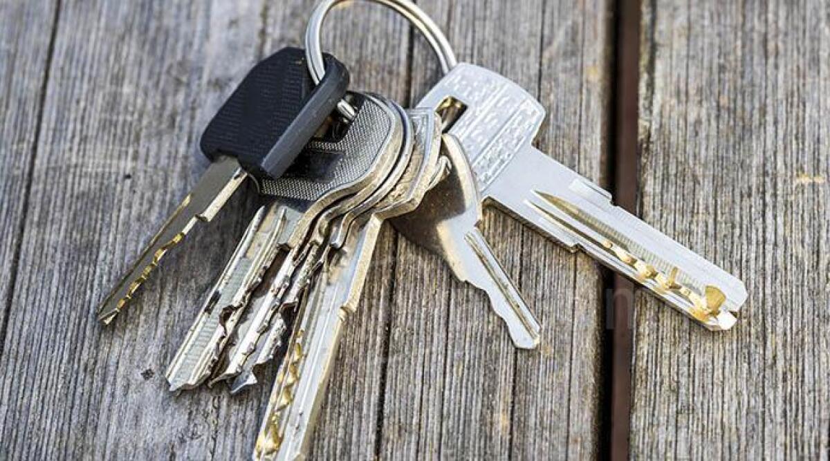 Estintori, fedi, cassaforte e una brandina: gli oggetti smarriti a Rimini - Immagine di repertorio