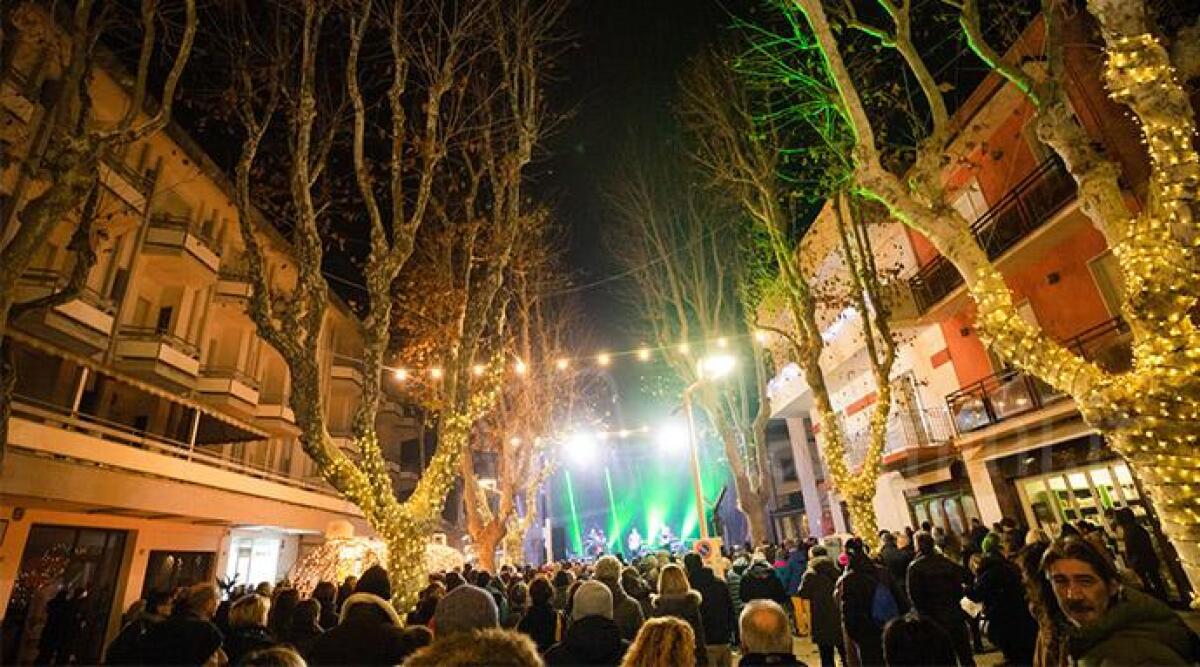 Dal concerto dei Dik Dik ai dj set di Mattei e Mandrelli: Capodanno al top per Bellaria - La festa di capodanno a Bellaria BOCCHINI