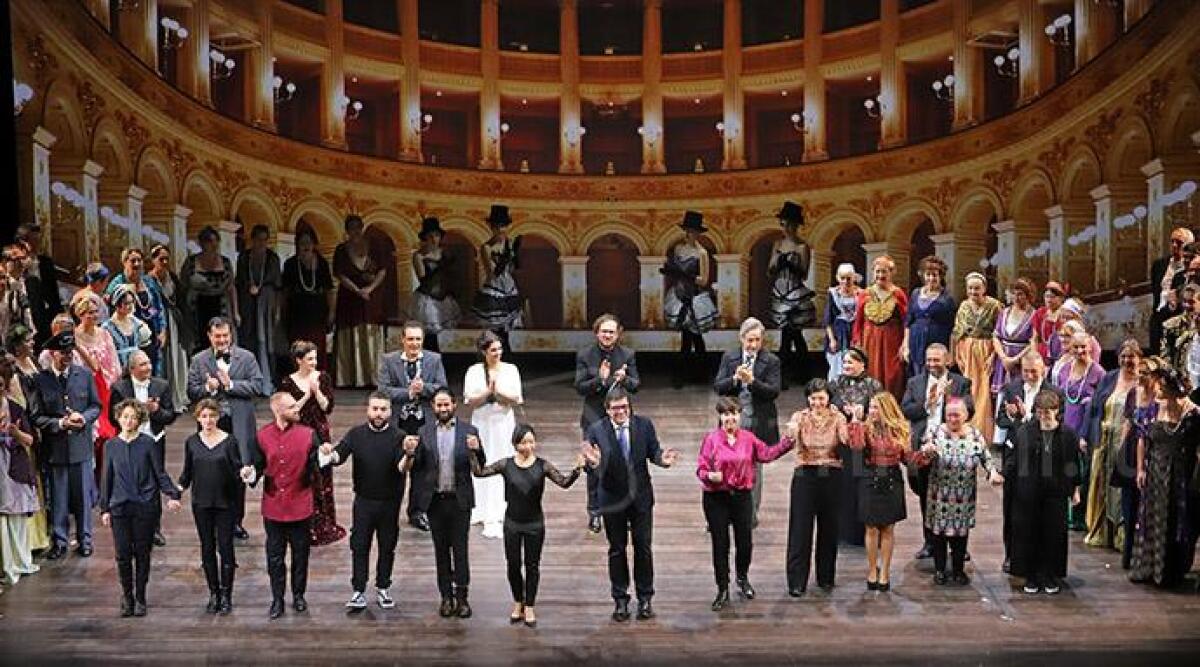 Una &quot;Traviata&quot; da record: cala il sipario del Teatro Galli tra gli applausi - Opera di Capodanno al Teatro Galli 2023 (foto Studio Paritani)