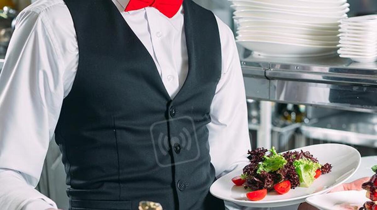 Lavoro, a Rimini camerieri e cuochi i più ricercati. Ma nel 39% dei casi è difficile trovarli - Foto di repertorio