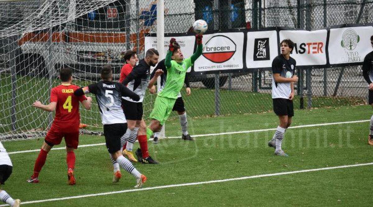Calcio RSM, sabato quattro partite - Il portiere del murata Terenzi (FSGC)