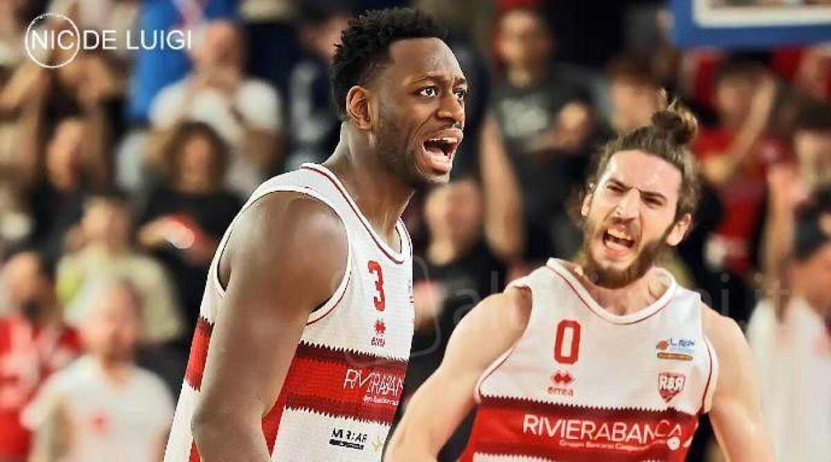 Basket A2, RivieraBanca piega con autorit&agrave; l'Umana Chiusi (84-58) - Foto Nicola De Luigi