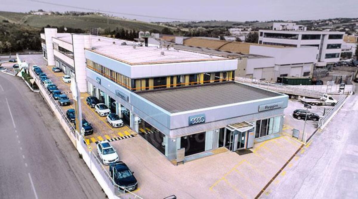 Audi: il nuovo allestimento top di gamma Identity Black disponibile da Reggini - Nuovo allestimento top di gamma Identity Black da Audi Reggini