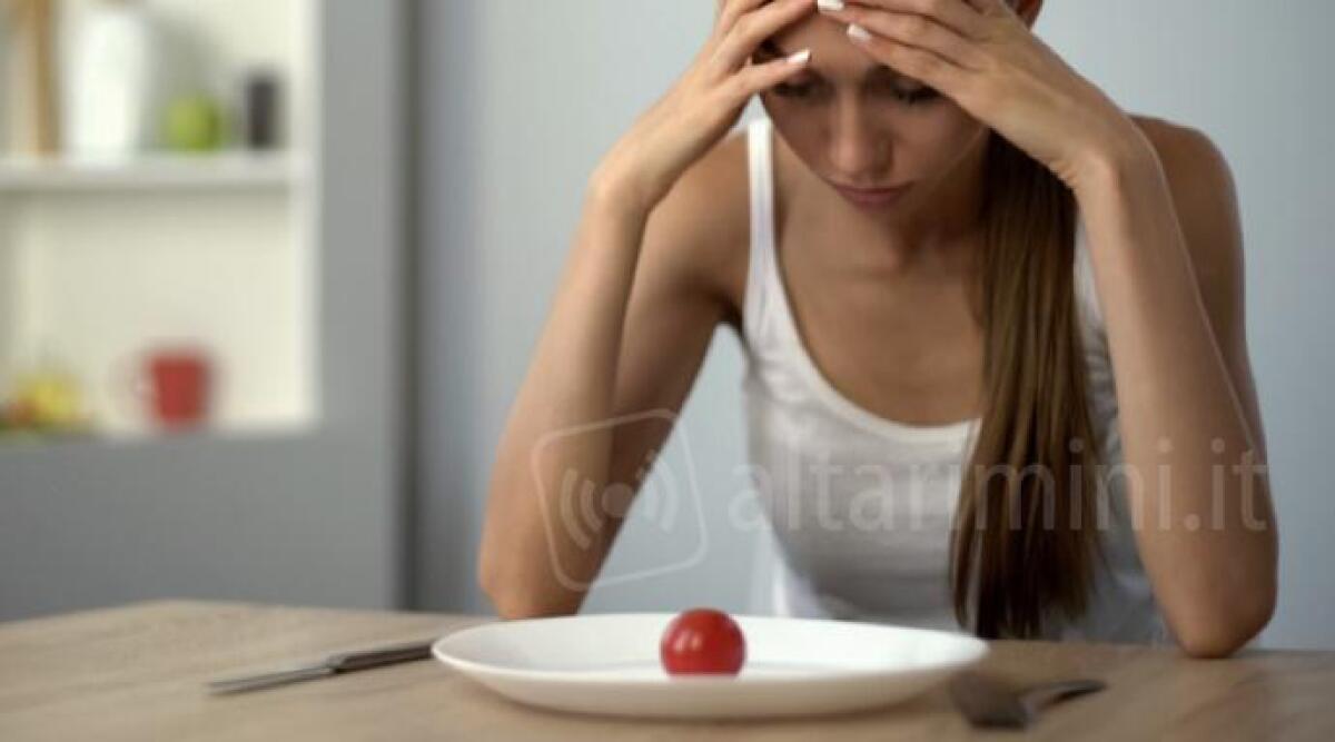 Disturbi alimentari: a Riccione un dibattito per conoscerli e comprenderli - Dibattito sui disturbi alimentari a Riccione