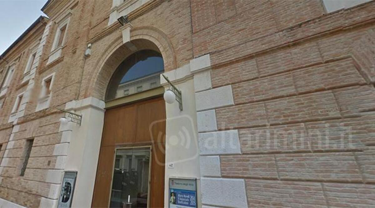 Rimini ricorda Franco Leoni Lutizi, sopravvissuto della strage di Marzabotto - Ingresso del Teatro degli Atti