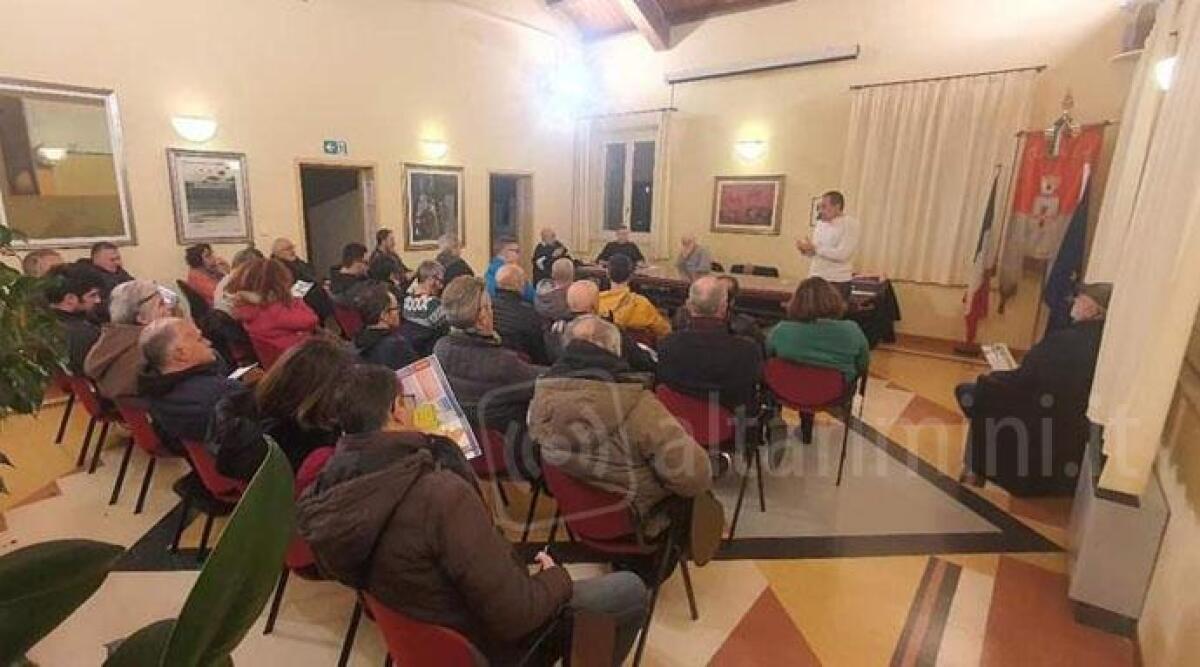 Protezione civile, l'associazione Misano 2030 raggiunge quota 55 soci - Una riunione di Misano 2030