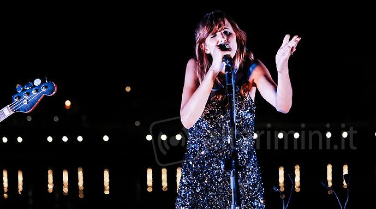 Nata sotto le Due Torri, bellariese di adozione: la cantautrice Darma esce con il nuovo singolo - Darma