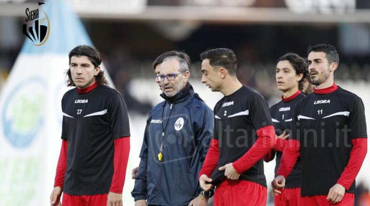 Rimini Calcio, al Neri c'&egrave; un Siena incerottato e il suo miglior giocatore squalificato - A sinistra Alberto Paloschi