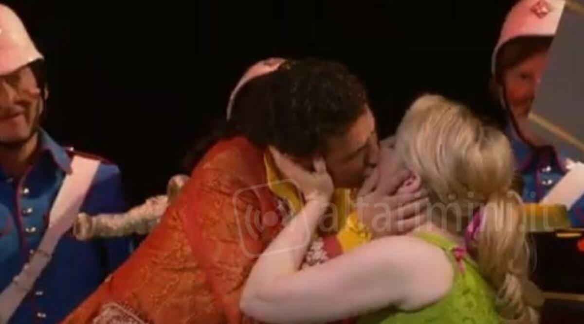 Il Barbiere di Siviglia in diretta da Londra al Cinema Tiberio di Rimini - Una scena dallo spettacolo