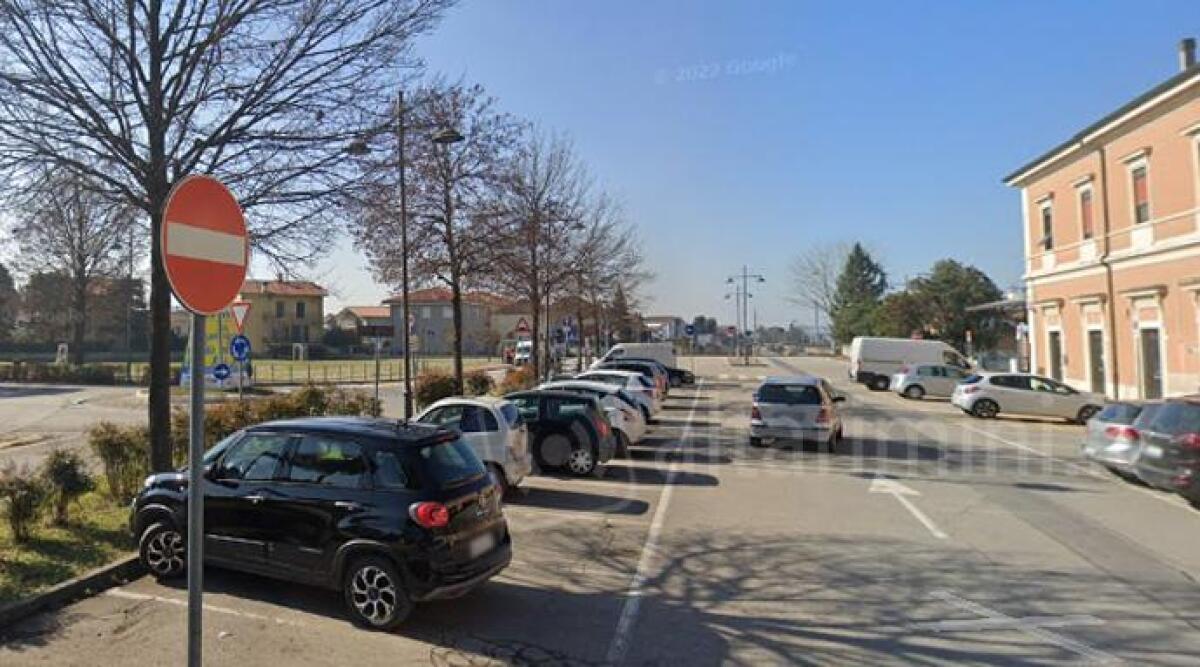 Santarcangelo, il piazzale della stazione ferroviaria cambia volto: al via i lavori dal 6 febbraio - Piazzale Esperanto PH GOOGLE