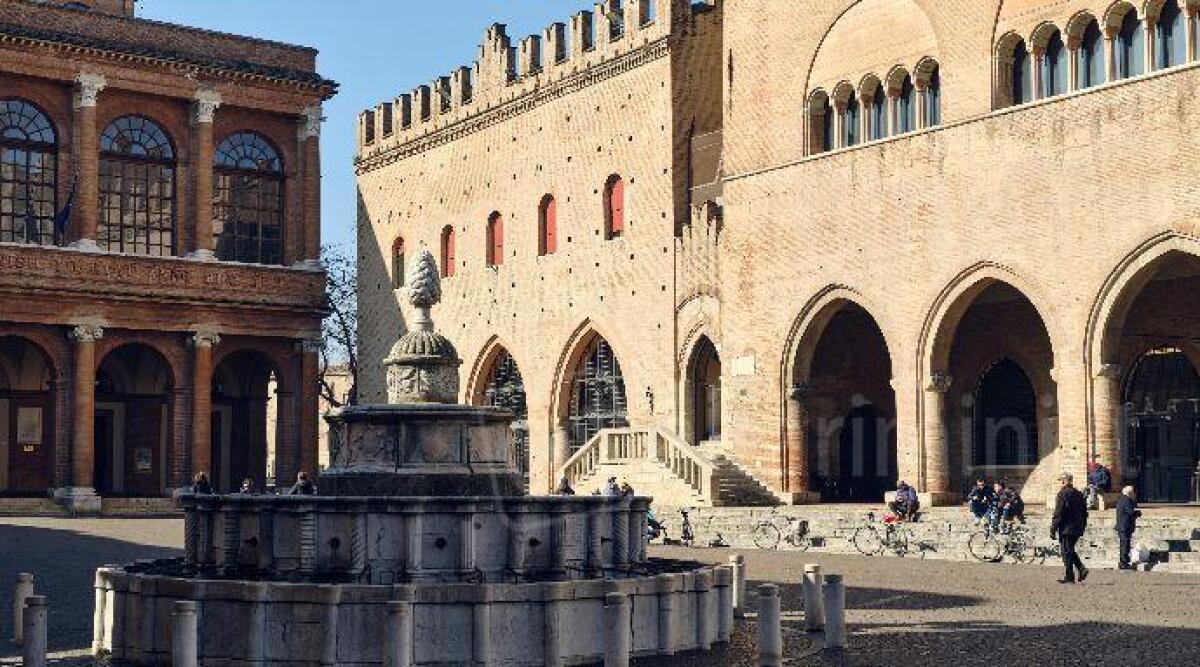 Arte, visite guidate e carnevale nel colorato weekend riminese - Piazza Cavour