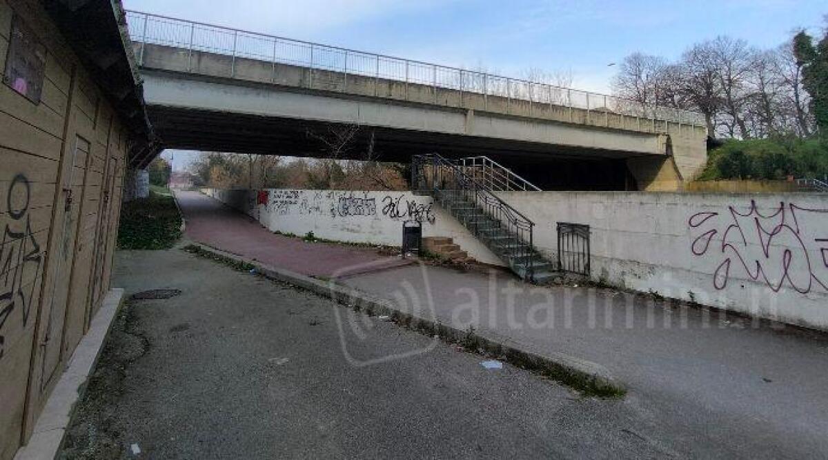 Riccione, messa in sicurezza del ponte sul Rio Melo: chiusura nel weekend - Parte del Ponte Rio Melo