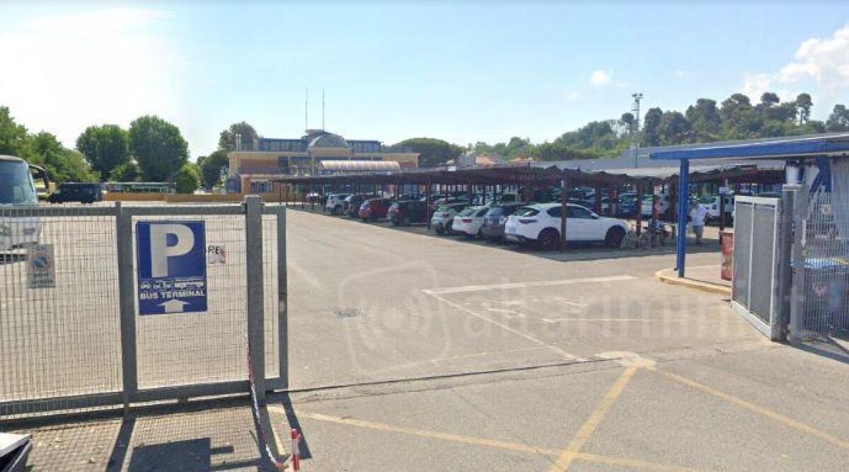 Cattolica, affidata la gestione dei parcheggi 'Torconca' e 'Bus Terminal' - Area parcheggio Bus terminal