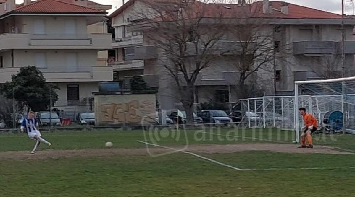 Calcio Prima, il Riccione riacciuffa il Villamarina al 90' su rigore (2-2) - Il gol su rigore di Klyvchuk