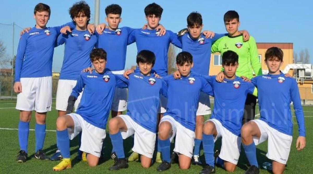 Calcio, Garden: hurr&agrave; Under 14, pari Under 16. E in Terza agganciato in vetta il Gemmano - La squadra Under 16 del Garden