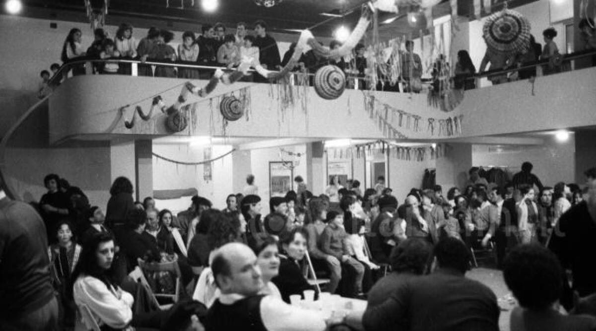 Riccione: da Dancing a Club, da pub a Casbah e poi teatro: un libro racconta la Casa del Popolo - Sala centrale (Ph. archivio Zangheri)