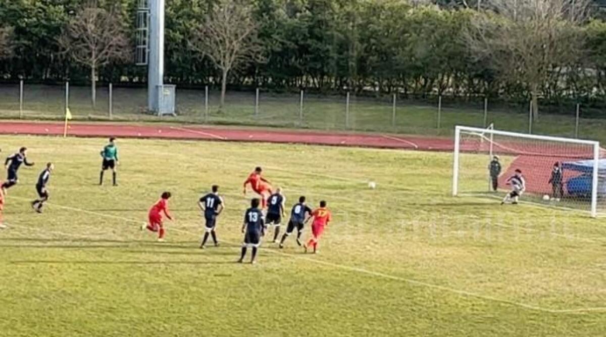 Calcio Prima, Accademia Marignanese pareggia in rimonta: 1-1 - La rete di De Blasio si rigore